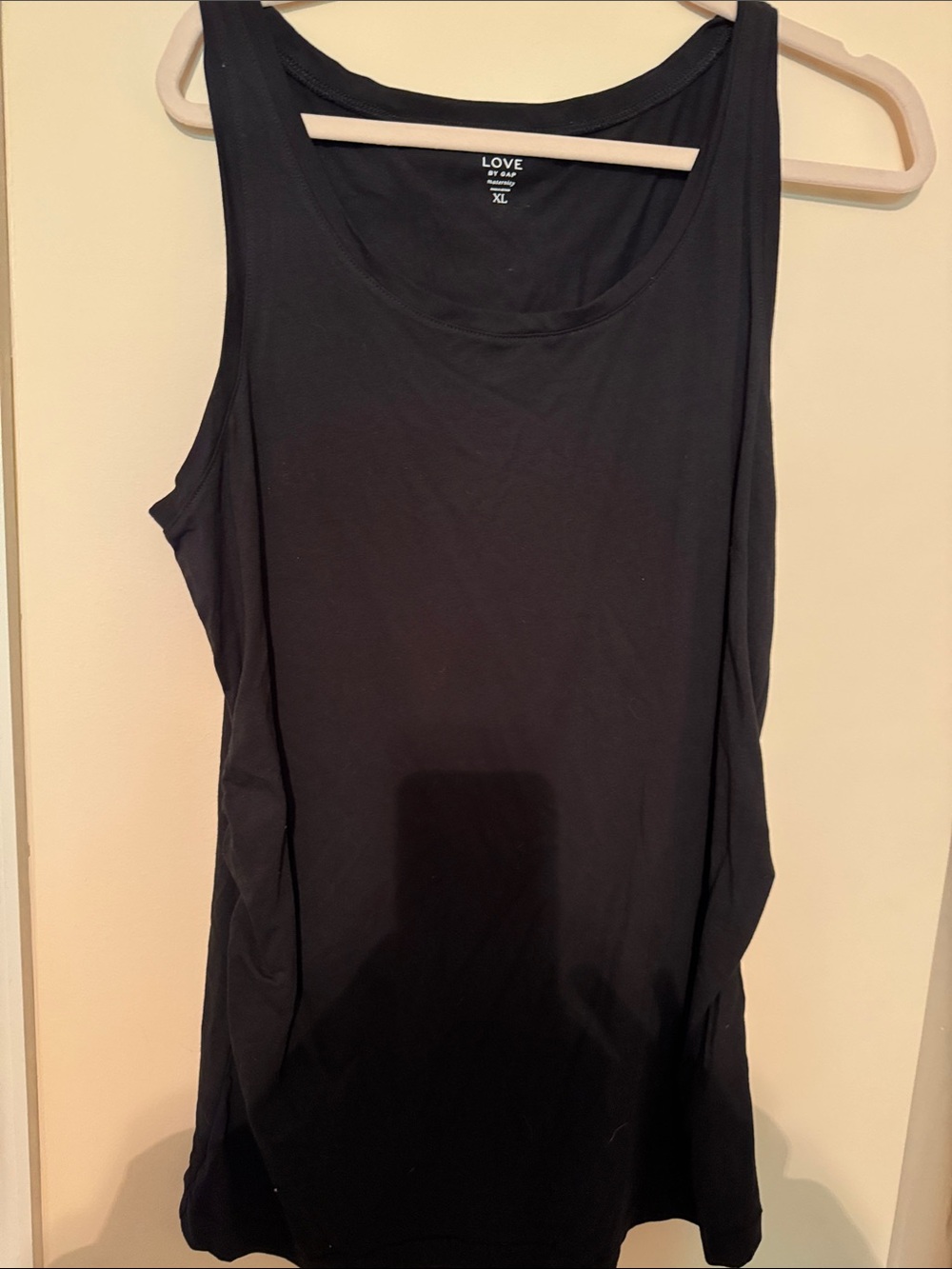 Gap maternity tank XL